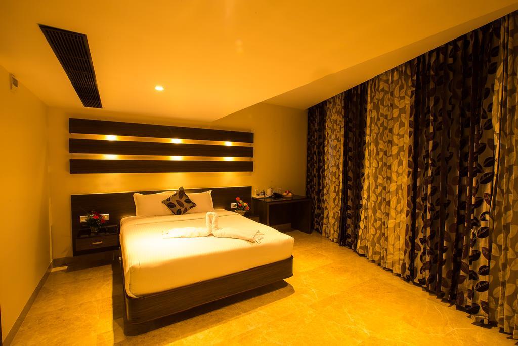 Hotel Radha Prasad Erode Exterior foto