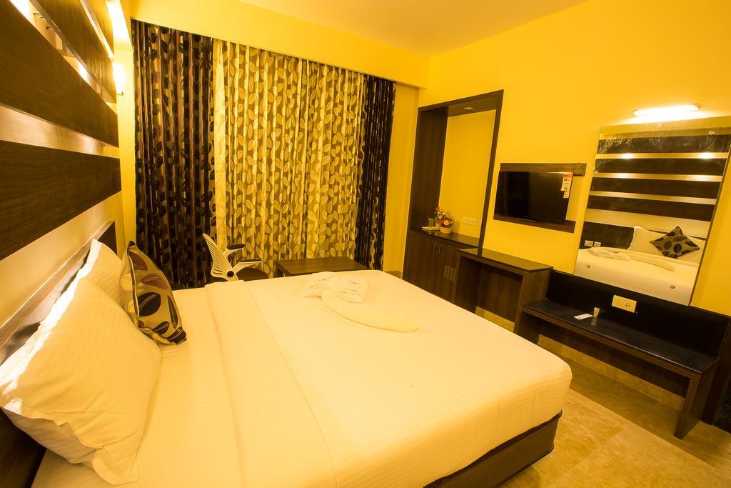 Hotel Radha Prasad Erode Zimmer foto