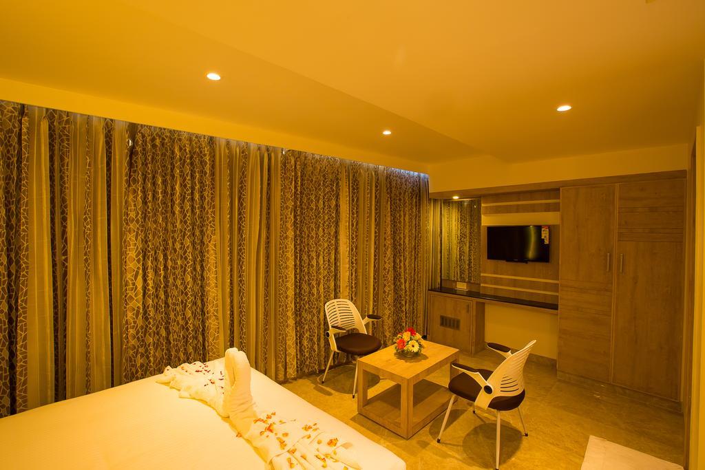 Hotel Radha Prasad Erode Zimmer foto