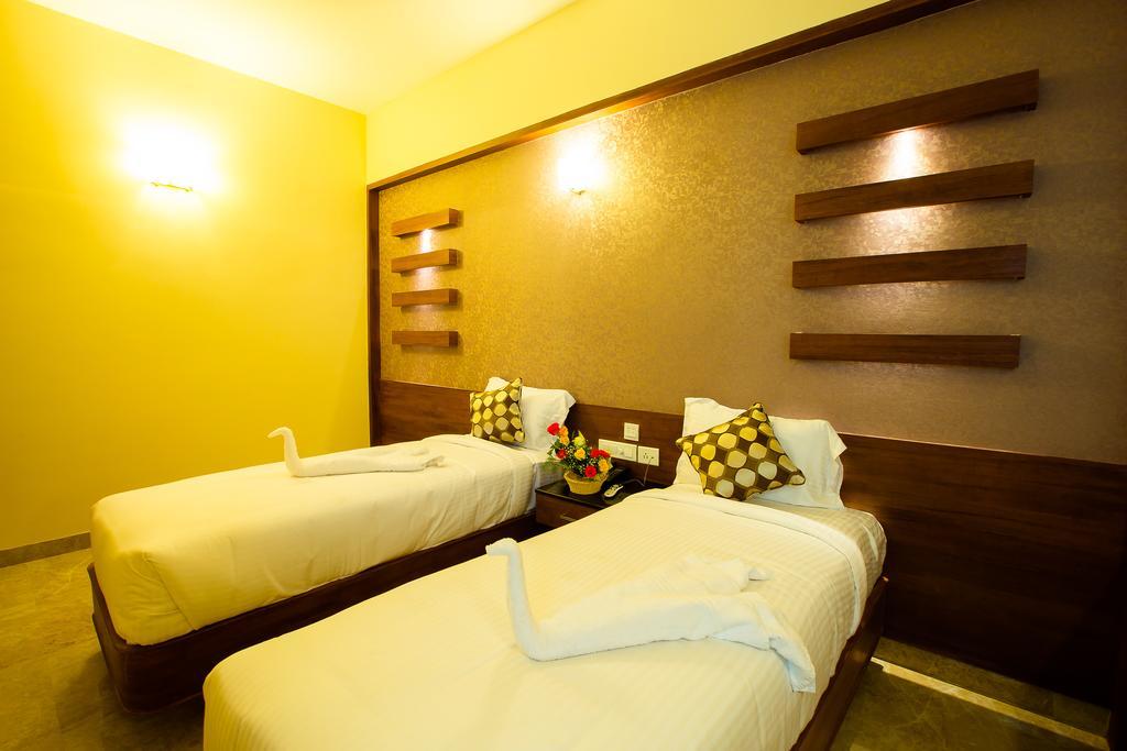 Hotel Radha Prasad Erode Zimmer foto