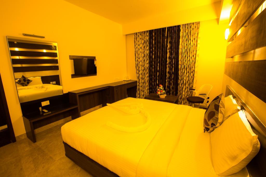 Hotel Radha Prasad Erode Zimmer foto